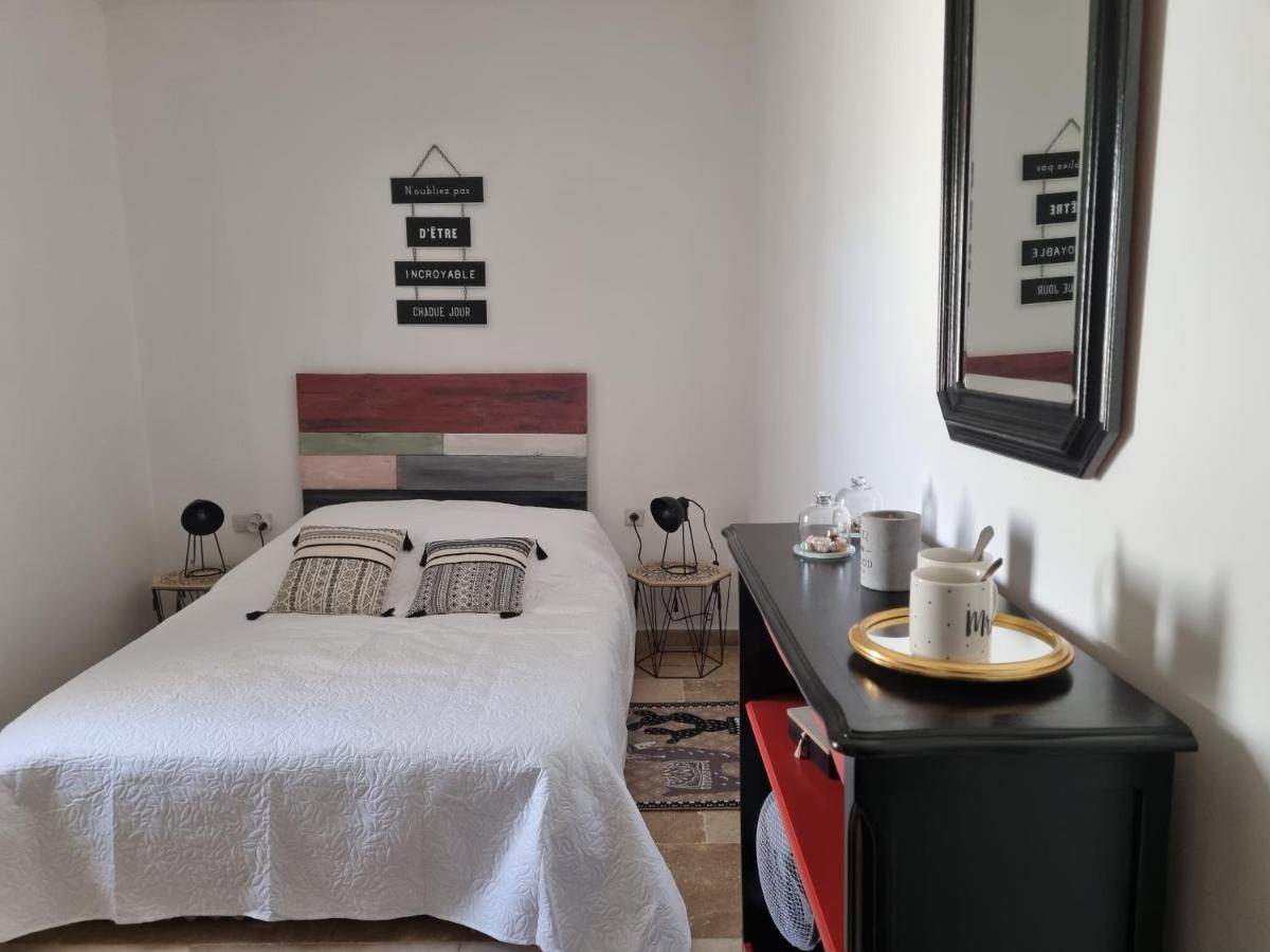 مبيت وإفطار Bédarrides La Bastide المظهر الخارجي الصورة